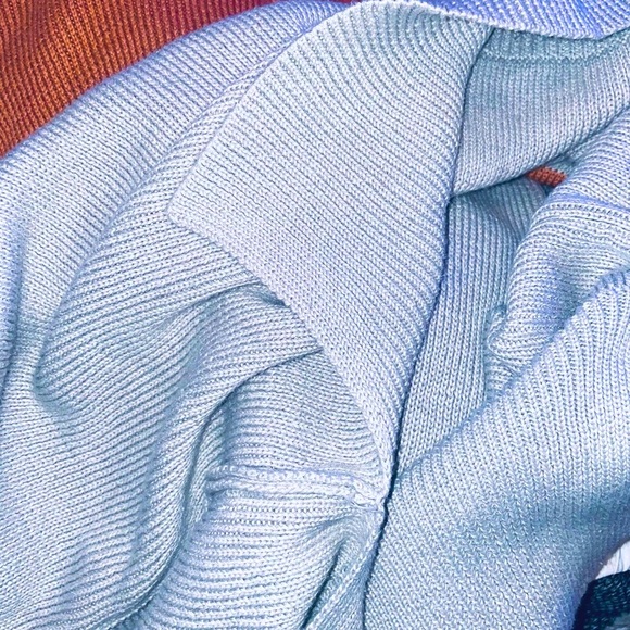 Colorblock Women's Cozy Sweater lightweight LIKE NEW Size Small - Picture 5 of 12